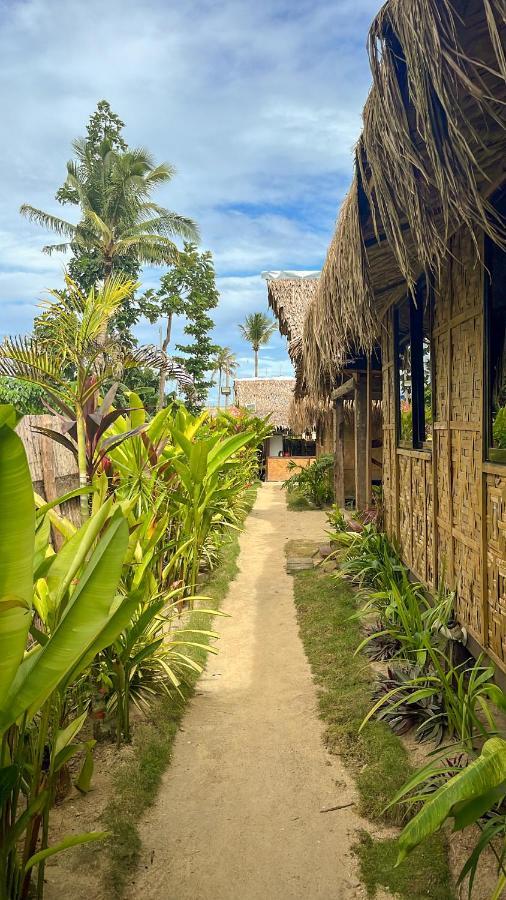 Siargao Tropic Hostel General Luna  Bagian luar foto