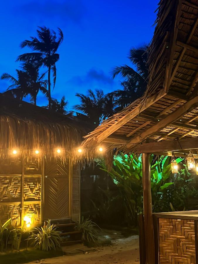 Siargao Tropic Hostel General Luna  Bagian luar foto