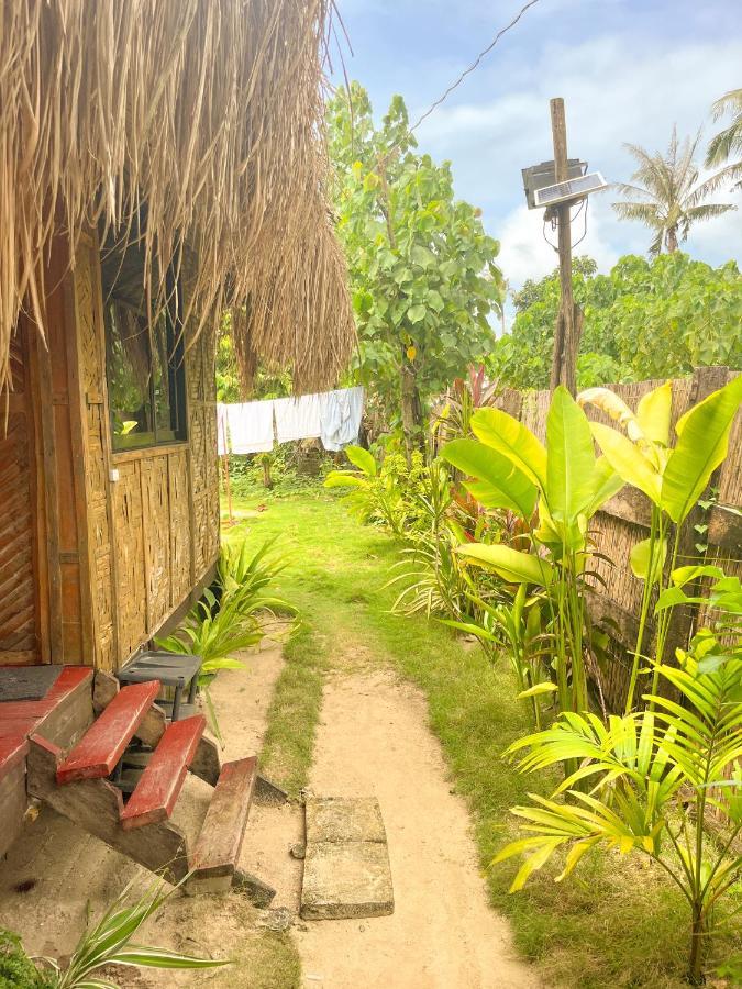Siargao Tropic Hostel General Luna  Bagian luar foto