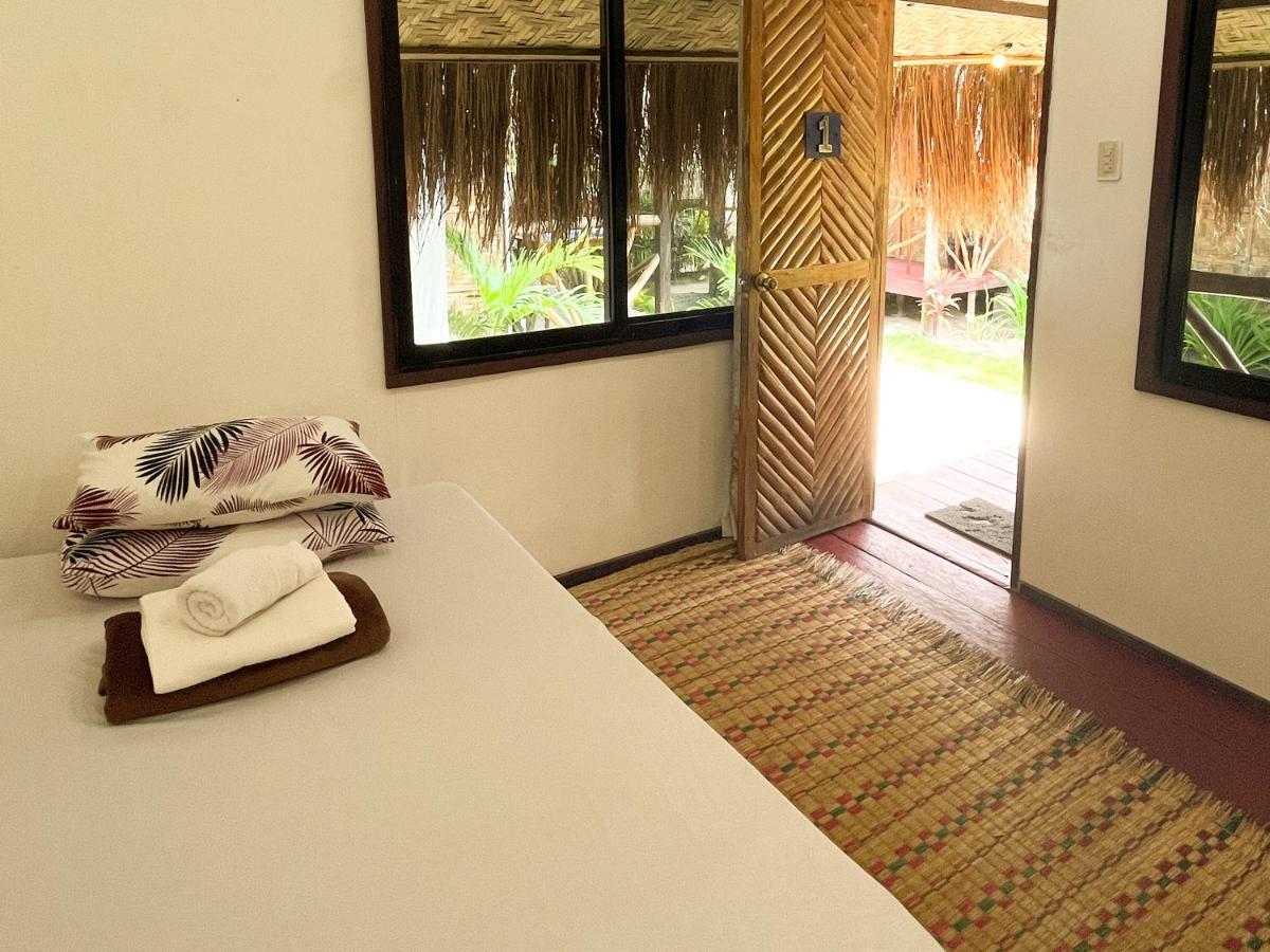 Siargao Tropic Hostel General Luna  Bagian luar foto